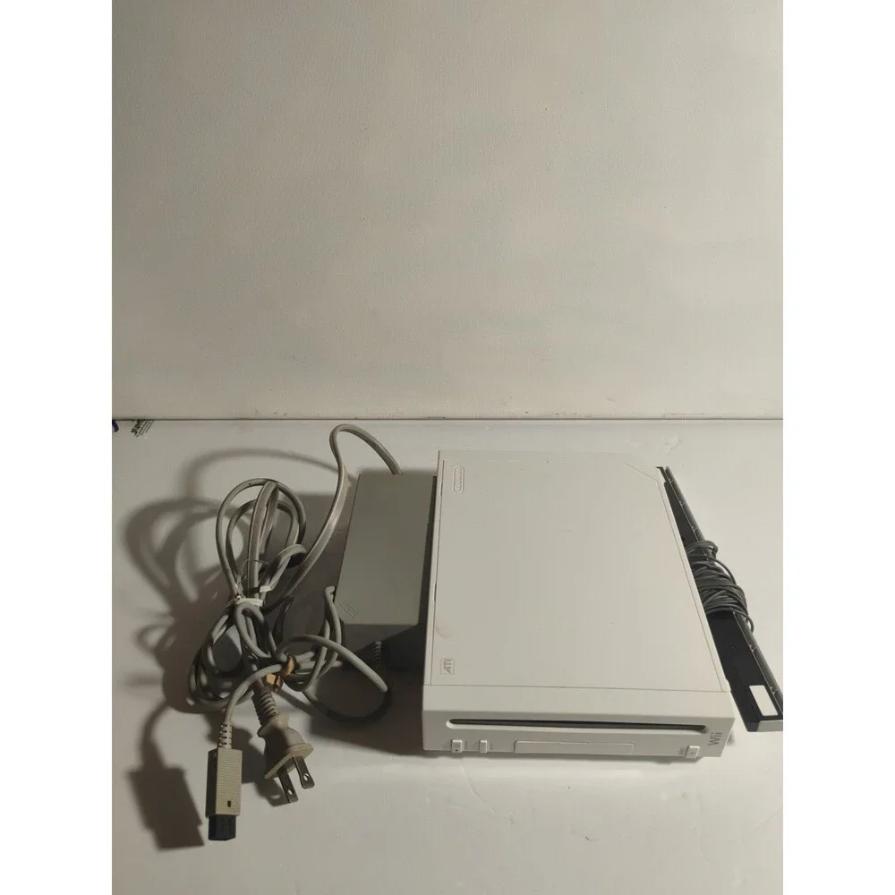Nintendo Wii Console And Chord, Sensor Bar (No AV Cord) TESTED